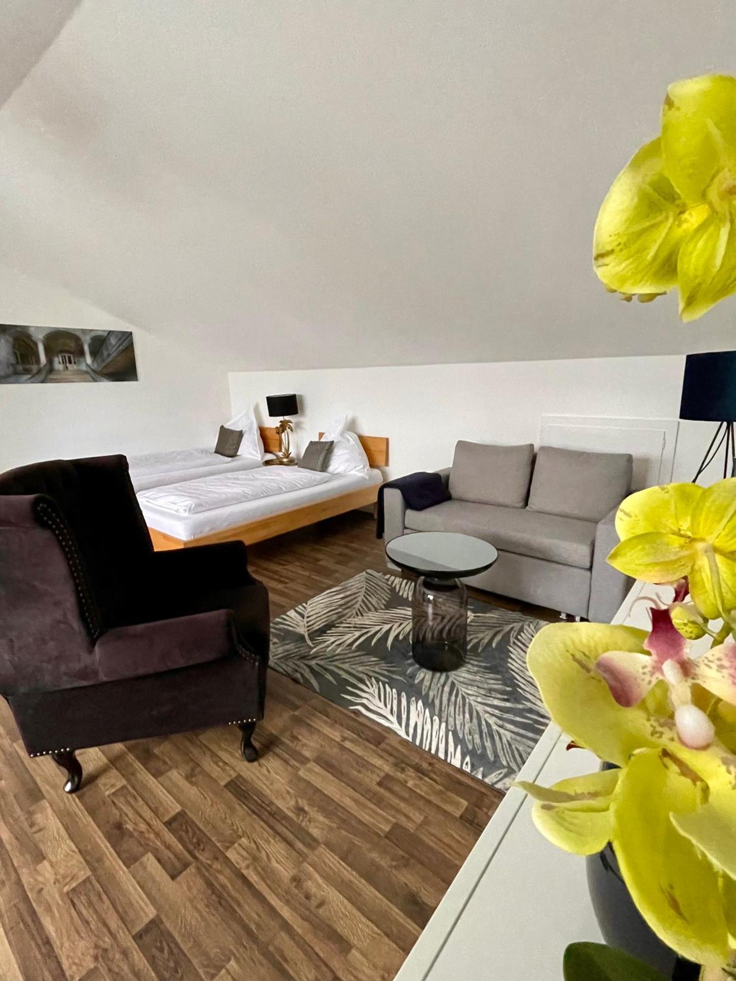 Apartment Living Schwabach Ngoại thất bức ảnh